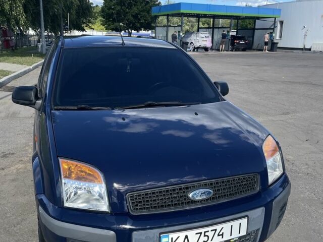 Синий Форд Фьюжн, объемом двигателя 1.2 л и пробегом 191 тыс. км за 4200 $, фото 2 на Automoto.ua