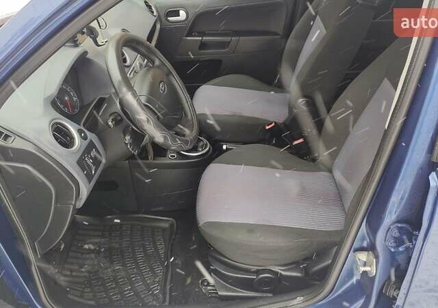 Синий Форд Фьюжн, объемом двигателя 1.6 л и пробегом 212 тыс. км за 5800 $, фото 9 на Automoto.ua