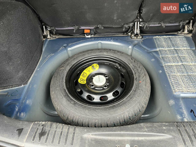 Синий Форд Фьюжн, объемом двигателя 1.4 л и пробегом 147 тыс. км за 6200 $, фото 25 на Automoto.ua