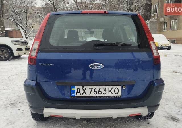 Синий Форд Фьюжн, объемом двигателя 1.6 л и пробегом 212 тыс. км за 5800 $, фото 5 на Automoto.ua