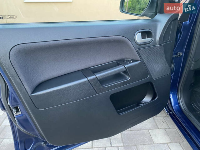 Синий Форд Фьюжн, объемом двигателя 1.6 л и пробегом 190 тыс. км за 7190 $, фото 16 на Automoto.ua