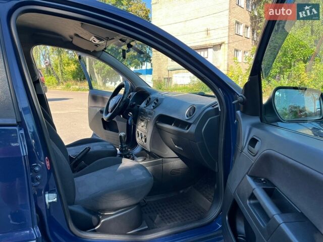 Синий Форд Фьюжн, объемом двигателя 1.4 л и пробегом 247 тыс. км за 4200 $, фото 23 на Automoto.ua