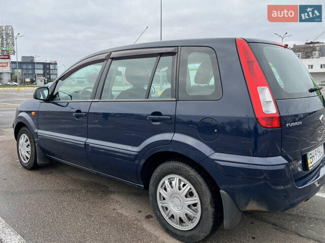 Синий Форд Фьюжн, объемом двигателя 1.4 л и пробегом 147 тыс. км за 6200 $, фото 6 на Automoto.ua