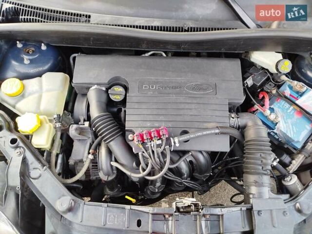 Синій Форд Фьюжен, об'ємом двигуна 1.4 л та пробігом 193 тис. км за 4700 $, фото 14 на Automoto.ua