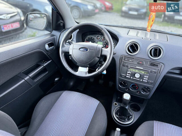 Синій Форд Фьюжен, об'ємом двигуна 1.4 л та пробігом 171 тис. км за 6599 $, фото 13 на Automoto.ua