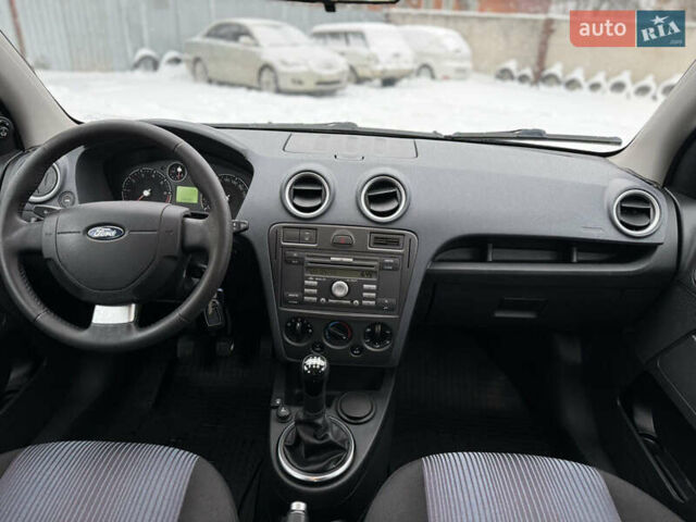 Синій Форд Фьюжен, об'ємом двигуна 1.39 л та пробігом 109 тис. км за 5499 $, фото 8 на Automoto.ua