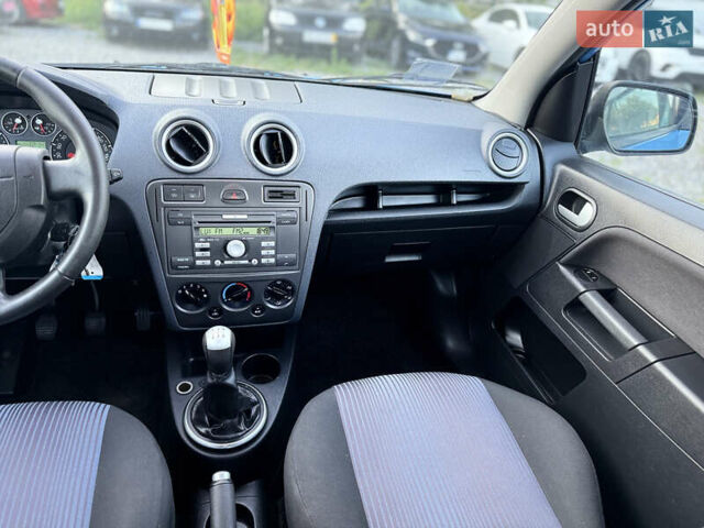 Синій Форд Фьюжен, об'ємом двигуна 1.4 л та пробігом 171 тис. км за 6599 $, фото 14 на Automoto.ua