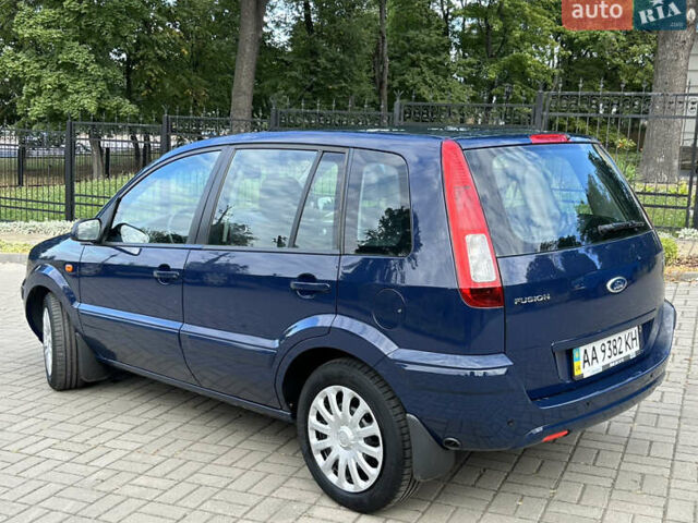 Синій Форд Фьюжен, об'ємом двигуна 1.4 л та пробігом 147 тис. км за 5650 $, фото 3 на Automoto.ua