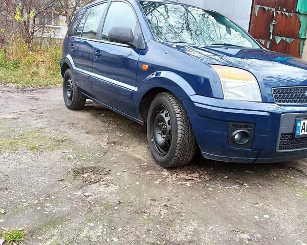 Синій Форд Фьюжен, об'ємом двигуна 1.4 л та пробігом 181 тис. км за 4900 $, фото 10 на Automoto.ua