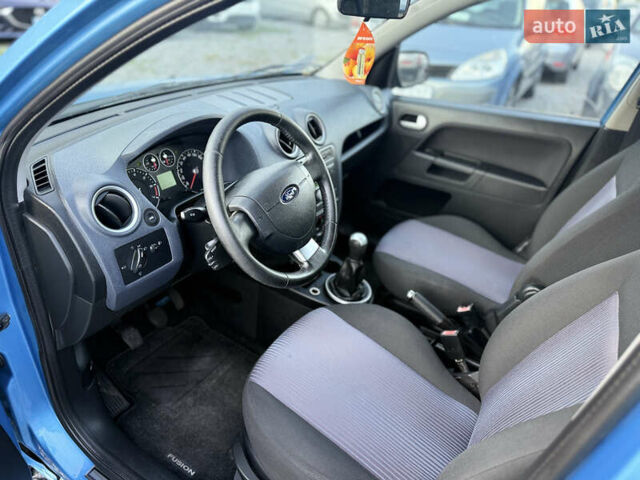 Синій Форд Фьюжен, об'ємом двигуна 1.4 л та пробігом 171 тис. км за 6599 $, фото 22 на Automoto.ua