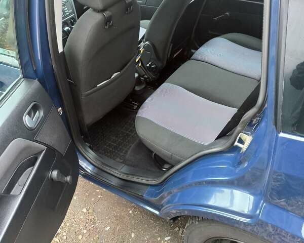 Синій Форд Фьюжен, об'ємом двигуна 1.4 л та пробігом 181 тис. км за 4900 $, фото 1 на Automoto.ua