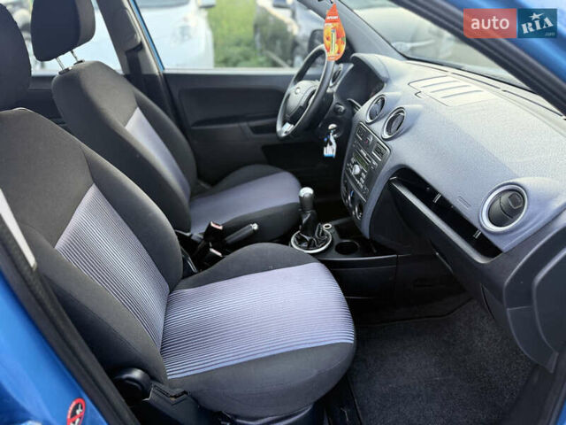 Синий Форд Фьюжн, объемом двигателя 1.4 л и пробегом 171 тыс. км за 6750 $, фото 20 на Automoto.ua