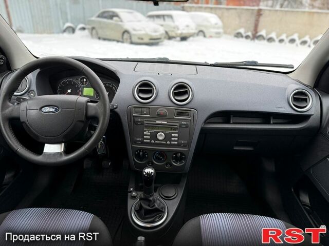 Синий Форд Фьюжн, объемом двигателя 1.4 л и пробегом 109 тыс. км за 5499 $, фото 6 на Automoto.ua