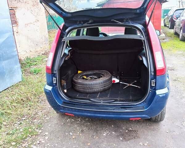 Синій Форд Фьюжен, об'ємом двигуна 1.4 л та пробігом 181 тис. км за 4900 $, фото 3 на Automoto.ua