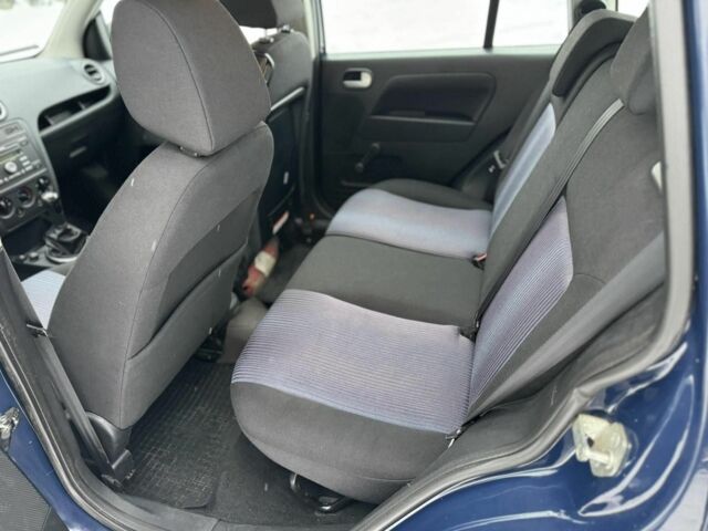 Синій Форд Фьюжен, об'ємом двигуна 1.4 л та пробігом 109 тис. км за 5500 $, фото 7 на Automoto.ua