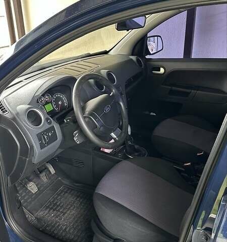 Синий Форд Фьюжн, объемом двигателя 1.4 л и пробегом 285 тыс. км за 5650 $, фото 2 на Automoto.ua