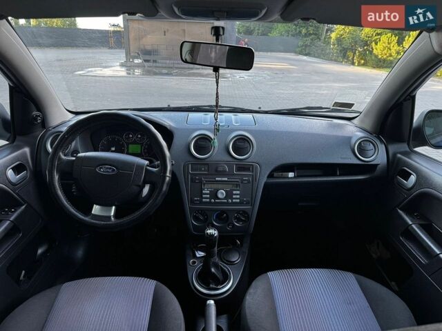 Синій Форд Фьюжен, об'ємом двигуна 1.4 л та пробігом 101 тис. км за 5700 $, фото 18 на Automoto.ua