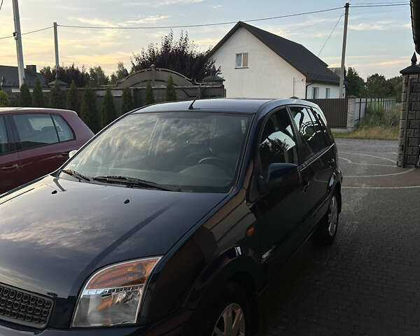 Синий Форд Фьюжн, объемом двигателя 1.6 л и пробегом 137 тыс. км за 5600 $, фото 1 на Automoto.ua