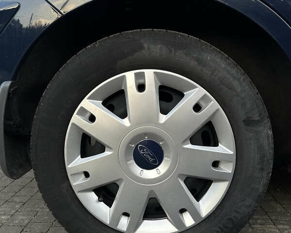 Синий Форд Фьюжн, объемом двигателя 1.6 л и пробегом 137 тыс. км за 5600 $, фото 14 на Automoto.ua