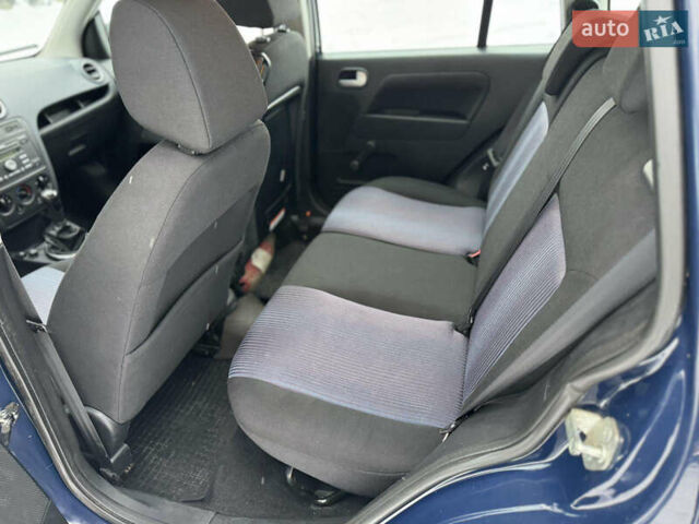Синій Форд Фьюжен, об'ємом двигуна 1.39 л та пробігом 109 тис. км за 5499 $, фото 12 на Automoto.ua