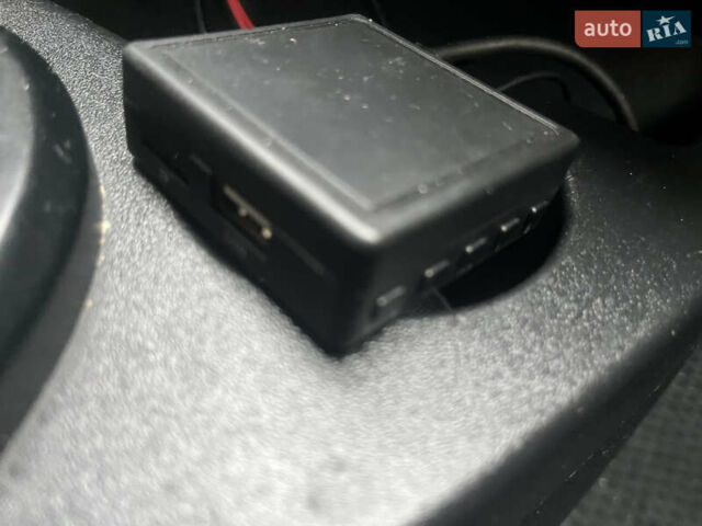 Синий Форд Фьюжн, объемом двигателя 1.4 л и пробегом 164 тыс. км за 5500 $, фото 22 на Automoto.ua