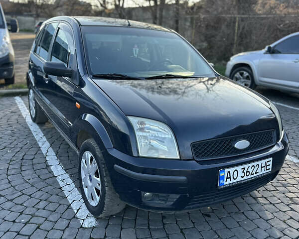 Синий Форд Фьюжн, объемом двигателя 1.4 л и пробегом 338 тыс. км за 4450 $, фото 8 на Automoto.ua