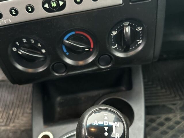 Синий Форд Фьюжн, объемом двигателя 1.4 л и пробегом 338 тыс. км за 4650 $, фото 7 на Automoto.ua