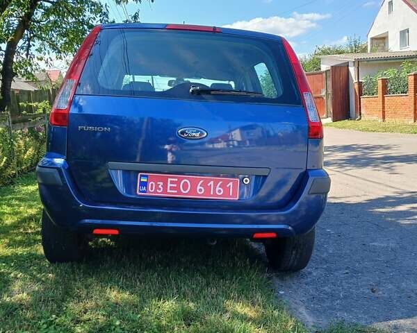 Синий Форд Фьюжн, объемом двигателя 1.4 л и пробегом 232 тыс. км за 4700 $, фото 3 на Automoto.ua