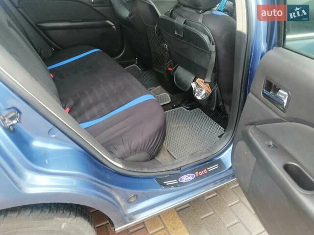 Синий Форд Фьюжн, объемом двигателя 2.5 л и пробегом 259 тыс. км за 5900 $, фото 1 на Automoto.ua