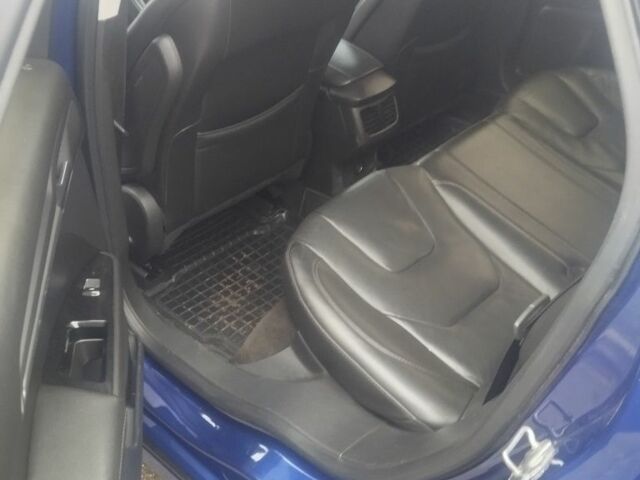 Синий Форд Фьюжн, объемом двигателя 2 л и пробегом 242 тыс. км за 8500 $, фото 7 на Automoto.ua