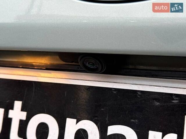 Синий Форд Фьюжн, объемом двигателя 2 л и пробегом 177 тыс. км за 12540 $, фото 7 на Automoto.ua