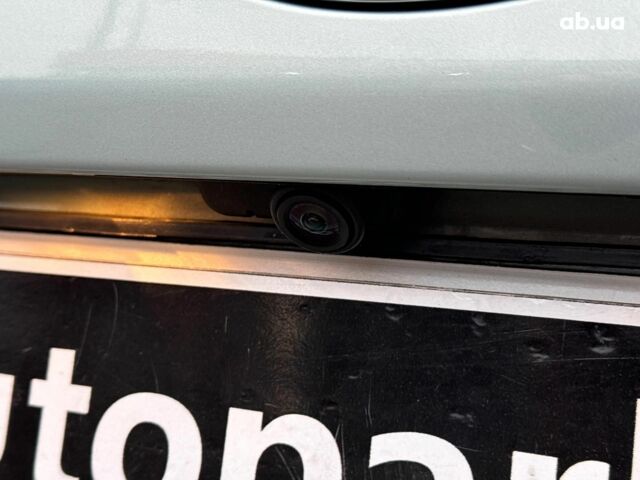 Синий Форд Фьюжн, объемом двигателя 2 л и пробегом 177 тыс. км за 12540 $, фото 7 на Automoto.ua