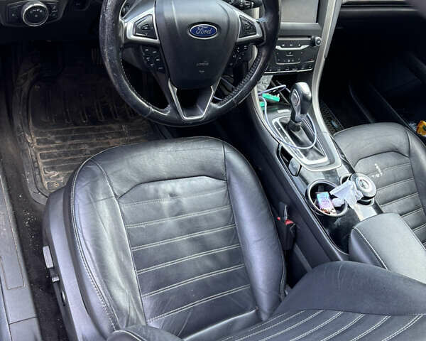 Форд Фьюжн 2013 в Киеве на Automoto.ua Синий Форд Фьюжн, объемом двигателя 1.6 л и пробегом 280 тыс. км за 7800 $, фото 5 на Automoto.ua