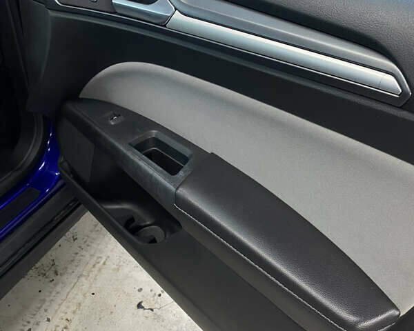 Синій Форд Фьюжен, об'ємом двигуна 2.4 л та пробігом 198 тис. км за 7500 $, фото 13 на Automoto.ua