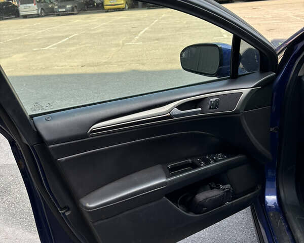 Форд Фьюжн 2013 в Киеве на Automoto.ua Синий Форд Фьюжн, объемом двигателя 1.6 л и пробегом 280 тыс. км за 7800 $, фото 13 на Automoto.ua