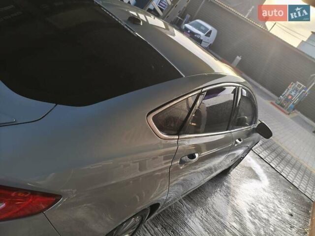 Синий Форд Фьюжн, объемом двигателя 2 л и пробегом 168 тыс. км за 12200 $, фото 2 на Automoto.ua