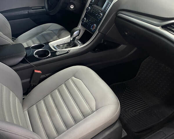 Синій Форд Фьюжен, об'ємом двигуна 2.4 л та пробігом 198 тис. км за 7500 $, фото 14 на Automoto.ua