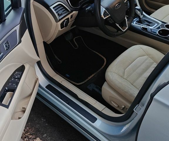 Синій Форд Фьюжен, об'ємом двигуна 2 л та пробігом 270 тис. км за 8200 $, фото 4 на Automoto.ua