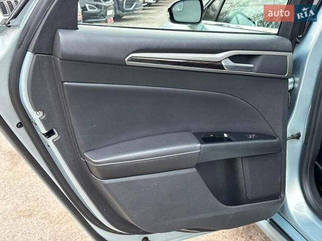 Синий Форд Фьюжн, объемом двигателя 2 л и пробегом 177 тыс. км за 12540 $, фото 17 на Automoto.ua