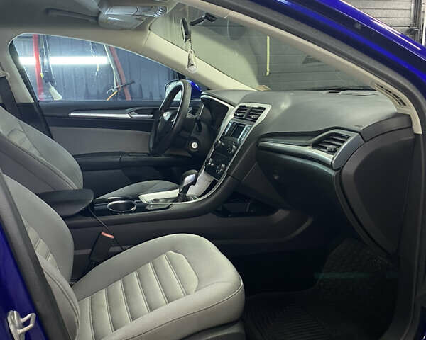 Синій Форд Фьюжен, об'ємом двигуна 2.4 л та пробігом 198 тис. км за 7500 $, фото 7 на Automoto.ua