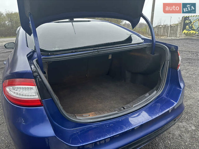Синій Форд Фьюжен, об'ємом двигуна 2 л та пробігом 265 тис. км за 9300 $, фото 25 на Automoto.ua