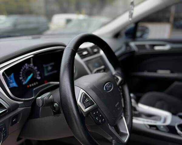 Синий Форд Фьюжн, объемом двигателя 2.5 л и пробегом 160 тыс. км за 9900 $, фото 10 на Automoto.ua