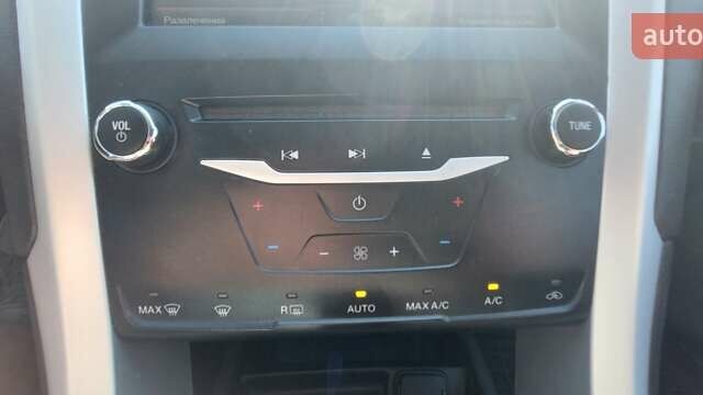 Синий Форд Фьюжн, объемом двигателя 2.49 л и пробегом 157 тыс. км за 9750 $, фото 22 на Automoto.ua