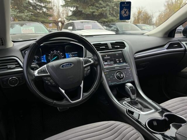 Синий Форд Фьюжн, объемом двигателя 2 л и пробегом 212 тыс. км за 9800 $, фото 13 на Automoto.ua