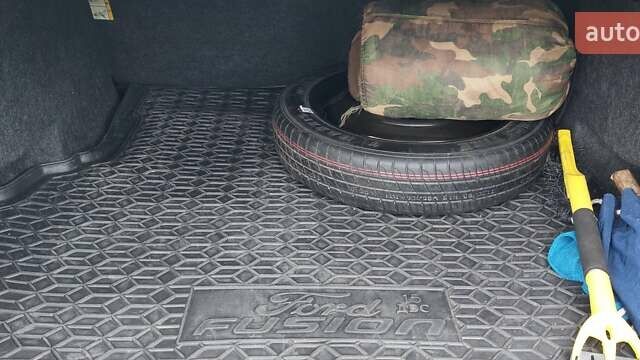 Синий Форд Фьюжн, объемом двигателя 2.49 л и пробегом 157 тыс. км за 9750 $, фото 28 на Automoto.ua