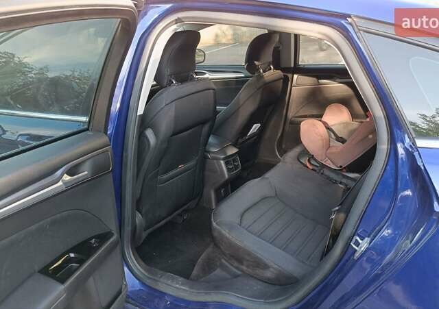 Синий Форд Фьюжн, объемом двигателя 2.49 л и пробегом 230 тыс. км за 7000 $, фото 7 на Automoto.ua