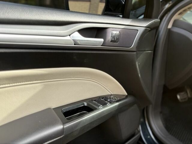 Синий Форд Фьюжн, объемом двигателя 2 л и пробегом 212 тыс. км за 9850 $, фото 10 на Automoto.ua