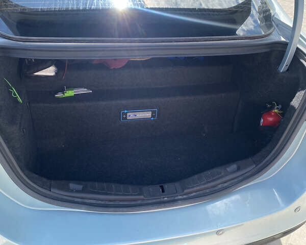 Синий Форд Фьюжн, объемом двигателя 2 л и пробегом 172 тыс. км за 13000 $, фото 11 на Automoto.ua