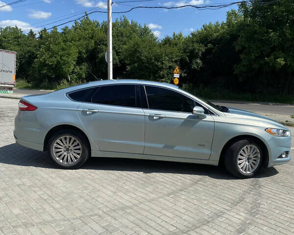 Синий Форд Фьюжн, объемом двигателя 2 л и пробегом 172 тыс. км за 13000 $, фото 3 на Automoto.ua