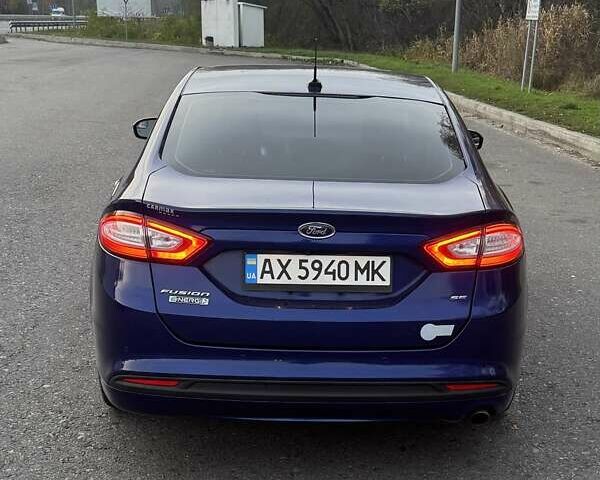 Синий Форд Фьюжн, объемом двигателя 2 л и пробегом 311 тыс. км за 11700 $, фото 3 на Automoto.ua